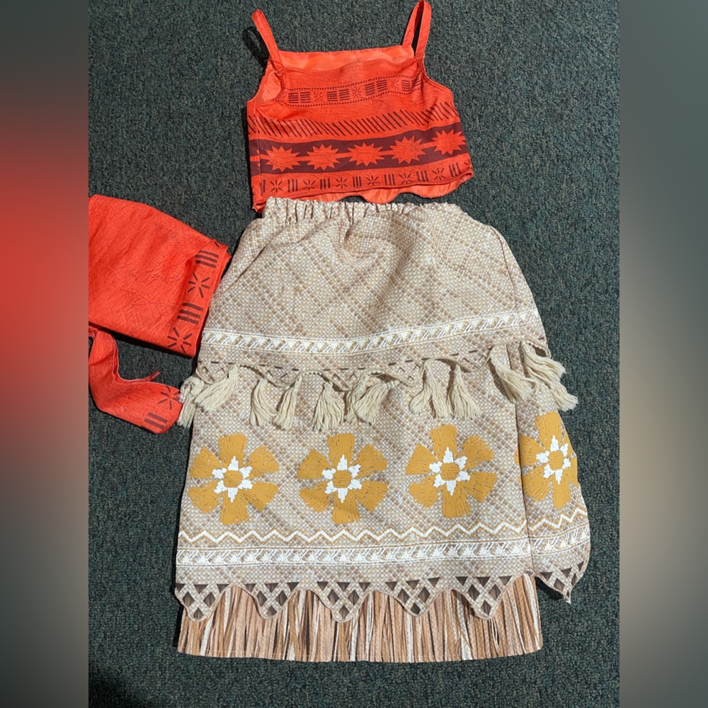 Girls Authentic Disney Parks Moana Size 5/6 costume